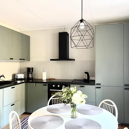 Apartman Mandi Modern 2br With Balcony Espoo