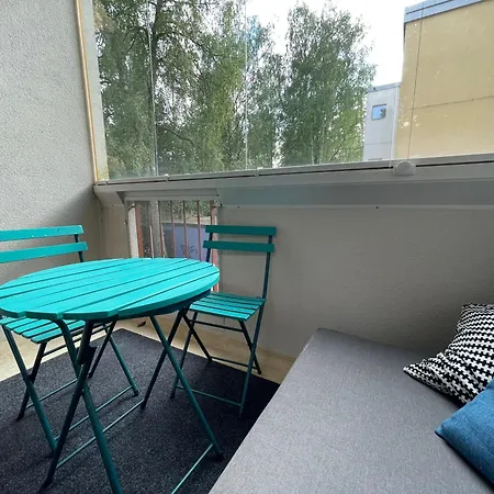 Mandi Modern 2br With Balcony * Espoo
